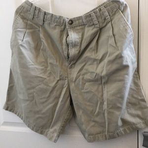FINAL MARKDOWN Men’s Puritan shorts 36